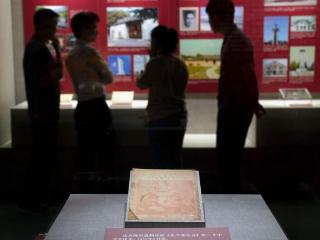 以书为桥，习近平主席这样阐释文明交流互鉴