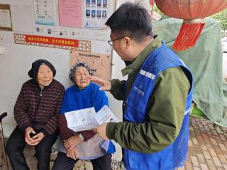 淞源社区：筑牢防非屏障，守护居民“钱袋子”