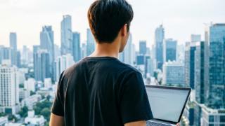 在OPC社群活动上，记者加入了“能被AI替代的那一组”