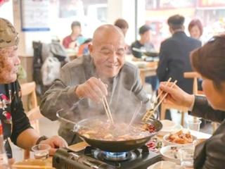 19.9元涮小火锅 开了近20年的社区食堂又上新了！