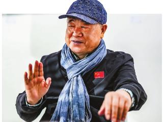 首个全民阅读周 莫言刮起“莫言风”