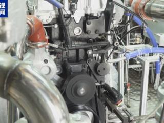 全球首台重型商用车高压直喷纯氨内燃机成功点火