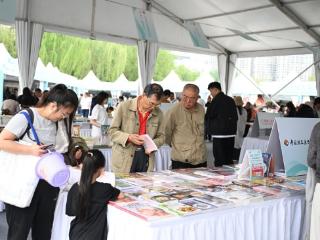 纵览原创｜读好书、见名家、看戏剧，河北省五一惠民书市在石家庄市人民会堂精彩启幕