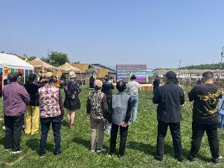 乐动乡野 艺润田园——泰山区上高街道成功举办“乡村好时节 艺术乡间”泰山时光里乡韵音乐会