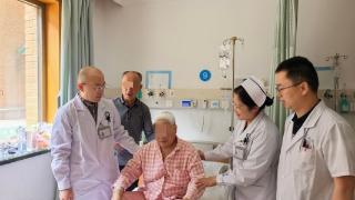 深耕功能神经外科 精准“起搏”重启生活 ——烟台毓璜顶医院神经外科再次成功完成一例帕金森病脑深部电刺激术