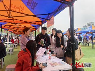 河北高校毕业生春季招聘活动搭建供需对接平台
