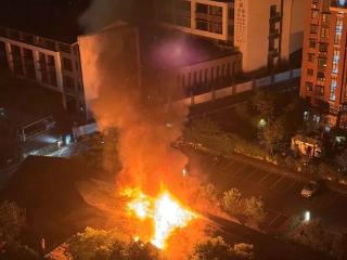 午夜突发，张小泉剪刀厂旧址起火