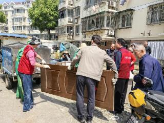 彩莲社区：旧物焕新聚民心 网格服务暖家园