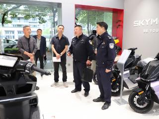 “二维码”解锁治理新路 宜昌50万辆电动自行车有了“智慧身份证”