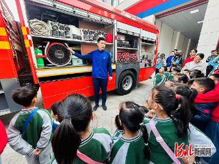 石家庄市长安区盛平幼儿园开展消防安全实践活动