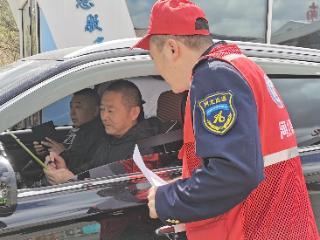 河北高速崇礼南收费站精准调研备战“五一”假期保畅服务