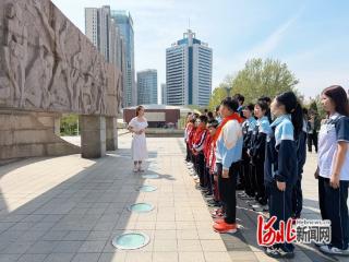 唐山幼专与高新区二小开展思政课一体化研学活动