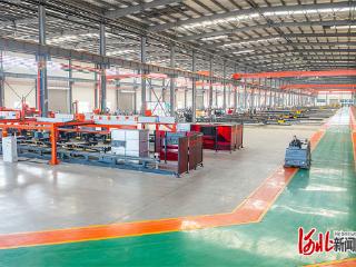 唐山铁塔“智造”基地加速崛起 就地取材，每年“吃钢”60多万吨