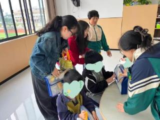 青春有爱，一路同行——上饶市广丰公路中心青年志愿者守护“星星的孩子”