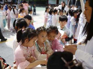 一缕药香飘进校园！河南省中医药文化进校园活动启动