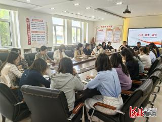 保定市女子职业中专学校举办青年教师专题培训暨座谈交流会