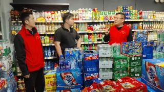 泰山区上高街道双龙社区靠前值守 开展五一节前安全生产专项夜查