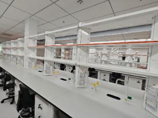 2026年高校实验台怎么选？专业厂商实力复盘