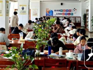 图｜“五一”假期书香浓 淮南图书馆人气爆棚