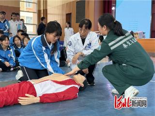 秦皇岛青龙：健康提“素”进校园 护航青春助成长