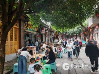 “五一”假期习水土城本土特色小吃飘香出圈 备受各地游客青睐