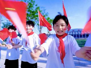 浙江千名青年以街舞快闪庆五四青年节