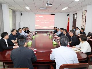 聚焦光伏产业“去银化”痛点 许昌学院与企业开展全方位合作攻坚