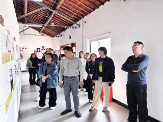 红色研学强党性 实干笃行促发展