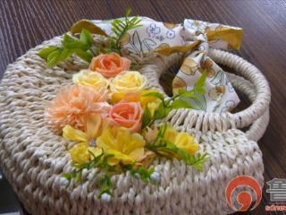 枣庄高新区：巧手织趣承雅韵 草编传情暖邻里