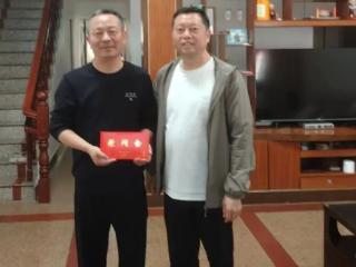 上饶市广丰区总工会开展劳模走访慰问活动
