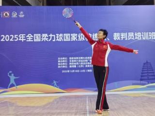 柔力人生 夕阳正红——记潍坊一级社会体育指导员王梅林