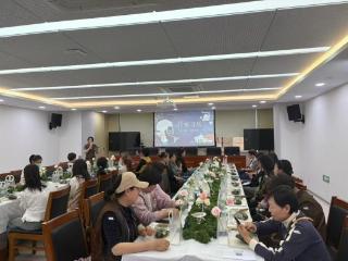 邮储银行临沂市郯城县支行开展“母亲节 开蚌寻珠”暖心活动