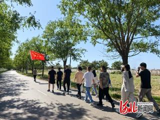 深泽县检法两院联合举办健步走活动