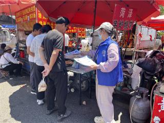 烟火藏温情 分类践文明——青岛市城阳区流亭大集开展垃圾分类宣传活动