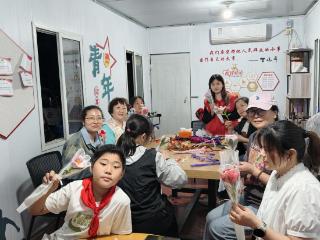 花漾母亲节，巧手暖人心