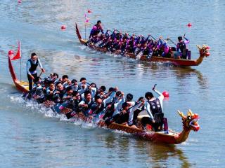“魅力江苏，最美体育”——“百舸争流”2026江苏省龙舟精英赛开赛