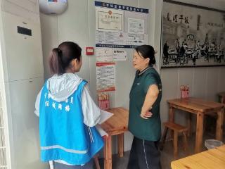 济宁市任城区安居街道开发园区开展“倡导光盘行动，践行文明餐桌”宣传活动