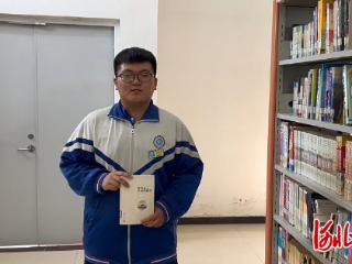 石家庄装备制造学校举行学子荐书活动