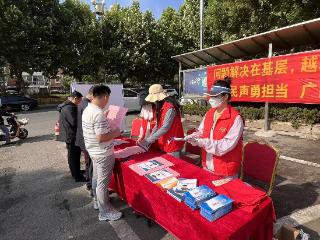 “典”亮乡村烟火气｜沂河新区普法赶大集，法治服务直达民心