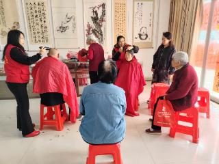 东营市利津县陈庄镇人大：情暖夕阳 代表助老爱老在行动