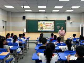 上饶市广信区董团小学第十二周语文、音乐教研活动纪实