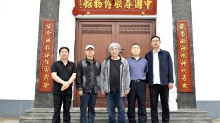 青岛文化大咖走进山东高密全国首个春联博物馆