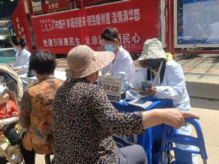“21市集开·幸福迎面来”泰山区上高街道华郡社区公益市集开集啦