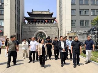 “浸润圣贤文脉，共筑党建同心”定陶区半堤镇走进孔子文化酒城开展党企共建交流活动