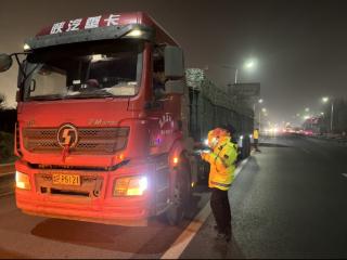 山东半岛中部六市联手治超：“环潍治超共同体”破解跨区域货运乱象