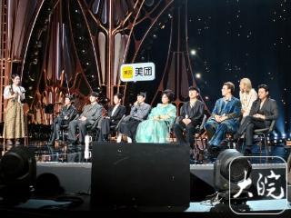 《歌手2026》首场直播竞演幕后：庾澄庆缺席赛后采访，尤长靖称得第二“害怕被骂”