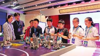 集中展示科技创新成果 省青少年科技创新大赛开幕