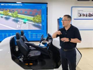 从实验室到万亿产业链：合肥工业大学聚力智能网联汽车“新赛道”
