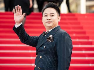 李毅携《四禧与米粒》登戛纳红毯 尽显华语影片实力