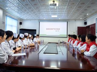 专科下沉赋能基层护理 启东市人民医院静脉治疗专科小组赴启东市第七人民医院开展输液港专项培训